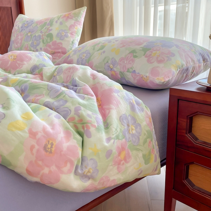 91家纺网 家纺一手货源 找家纺 典曼家纺 2025新款A类母婴级抗菌有氧双层纱亲肤小清新印花三件套四件套 春天里