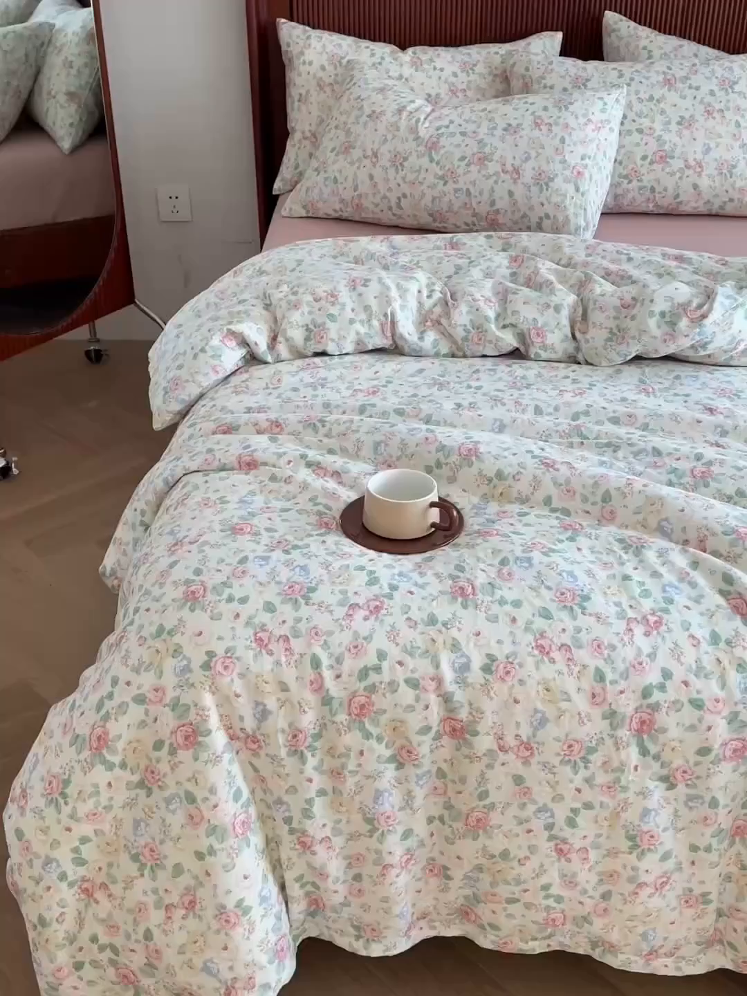 91家纺网 家纺一手货源 找家纺 典曼家纺 2025新款A类母婴级抗菌有氧双层纱亲肤小清新印花三件套四件套 惠仁