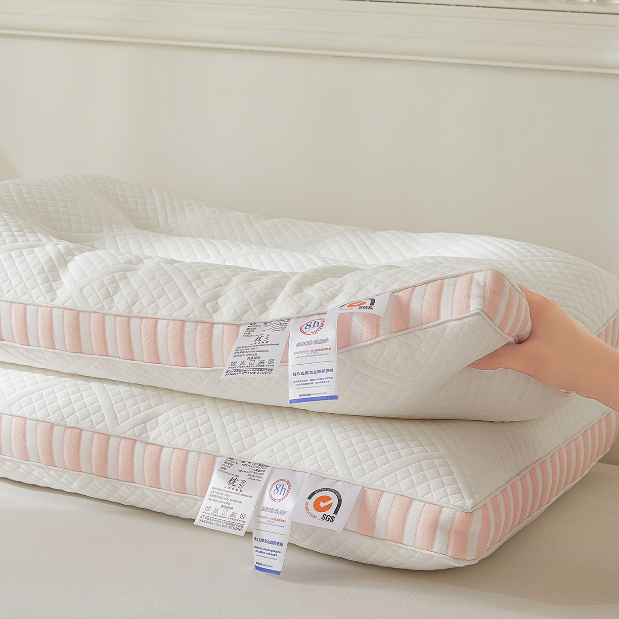 91家纺网 家纺一手货源 找家纺 （总）大熊枕芯 2025新款条纹款抗菌亲子护颈枕头枕芯