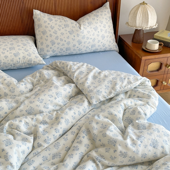 91家纺网 家纺一手货源 找家纺 典曼家纺 2025新款A类母婴级抗菌有氧双层纱亲肤小清新印花三件套四件套 米娅