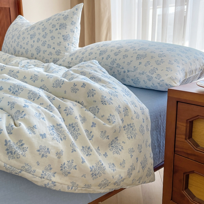 91家纺网 家纺一手货源 找家纺 典曼家纺 2025新款A类母婴级抗菌有氧双层纱亲肤小清新印花三件套四件套 米娅