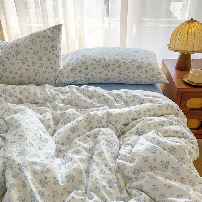 91家纺网 家纺一手货源 找家纺 典曼家纺 2025新款A类母婴级抗菌有氧双层纱亲肤小清新印花三件套四件套 米娅