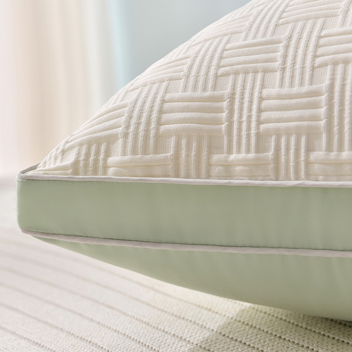 91家纺网 家纺一手货源 找家纺 （总）大熊枕芯 2025新款黑标款压花护颈枕头枕芯