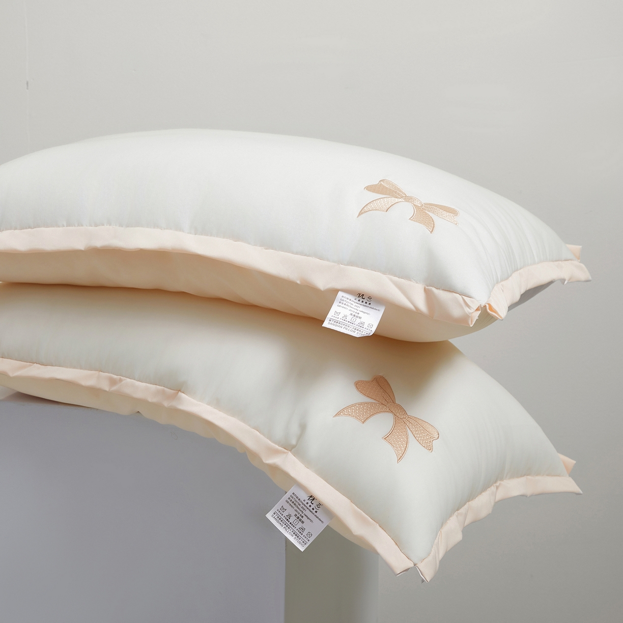 91家纺网 家纺一手货源 找家纺 （总）大熊枕芯 2025新款双莱赛尔天丝蝴蝶护颈枕头枕芯