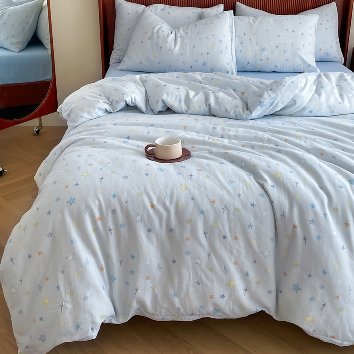 91家纺网 家纺一手货源 找家纺 典曼家纺 2025新款A类母婴级抗菌有氧双层纱亲肤小清新印花三件套四件套 星星世界