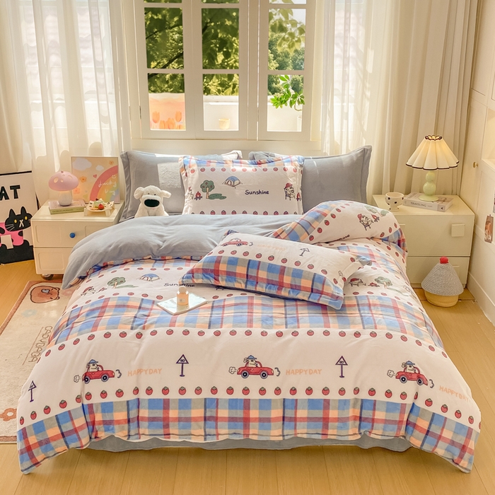 91家纺网 家纺一手货源 找家纺 红日子纺织品 2025新款高克重牛奶绒印花四件套 露营狗