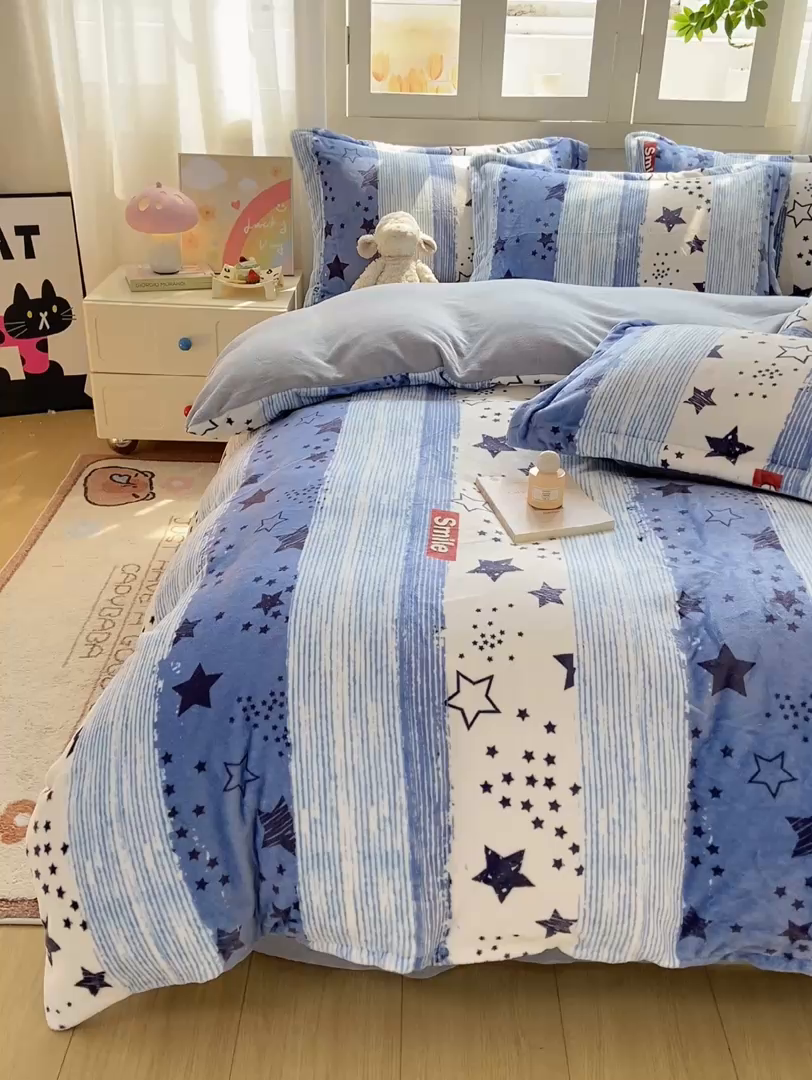 91家纺网 家纺一手货源 找家纺 红日子纺织品 2025新款高克重牛奶绒印花四件套 漫天繁星