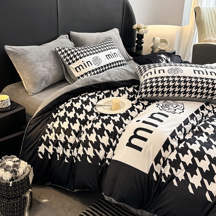 91家纺网 家纺一手货源 找家纺 色鬼布艺高端家居主号 2025秋冬新款宝宝绒牛奶绒四件套提供买家秀 千鸟格min