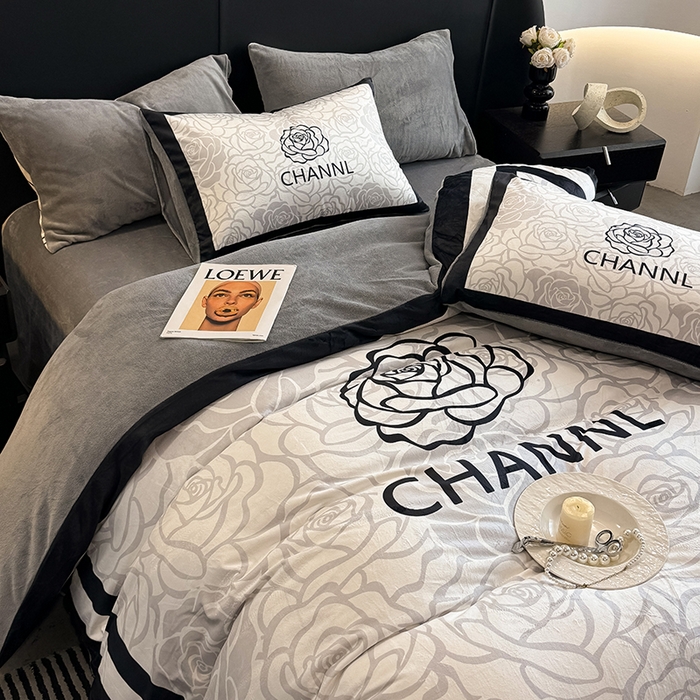 91家纺网 家纺一手货源 找家纺 色鬼布艺高端家居主号 2025秋冬新款宝宝绒牛奶绒四件套提供买家秀 香榭丽