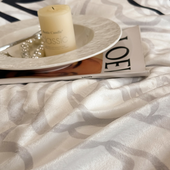 91家纺网 家纺一手货源 找家纺 色鬼布艺高端家居主号 2025秋冬新款宝宝绒牛奶绒四件套提供买家秀 香榭丽