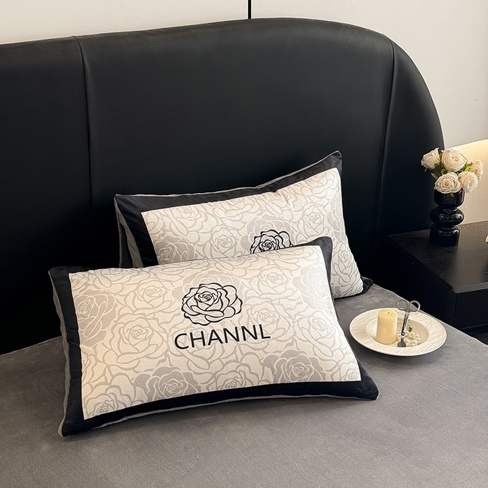 91家纺网 家纺一手货源 找家纺 色鬼布艺高端家居主号 2025秋冬新款宝宝绒牛奶绒四件套提供买家秀 香榭丽