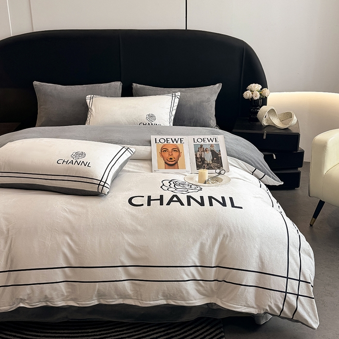 91家纺网 家纺一手货源 找家纺 色鬼布艺高端家居主号 2025秋冬新款宝宝绒牛奶绒四件套提供买家秀 小香风