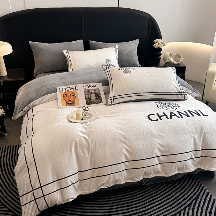 91家纺网 家纺一手货源 找家纺 色鬼布艺高端家居主号 2025秋冬新款宝宝绒牛奶绒四件套提供买家秀 小香风