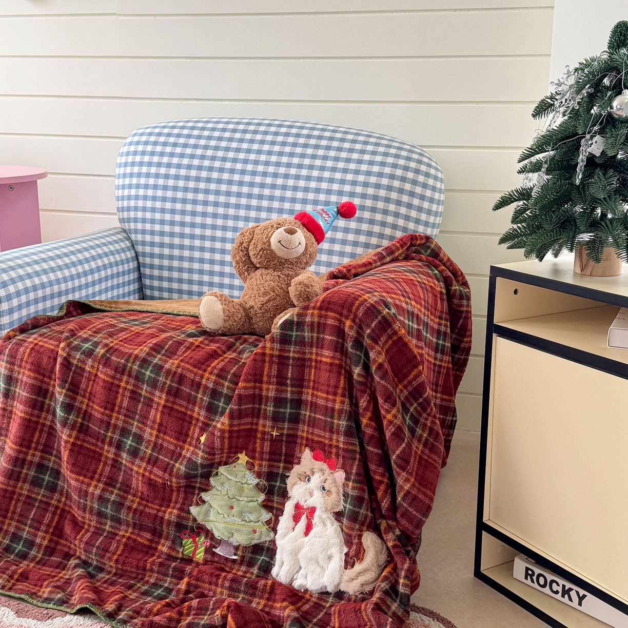 91家纺网 家纺一手货源 找家纺 柚子YOUTH 2025新款牛奶绒羊绒多功能毯毯子 红格猫