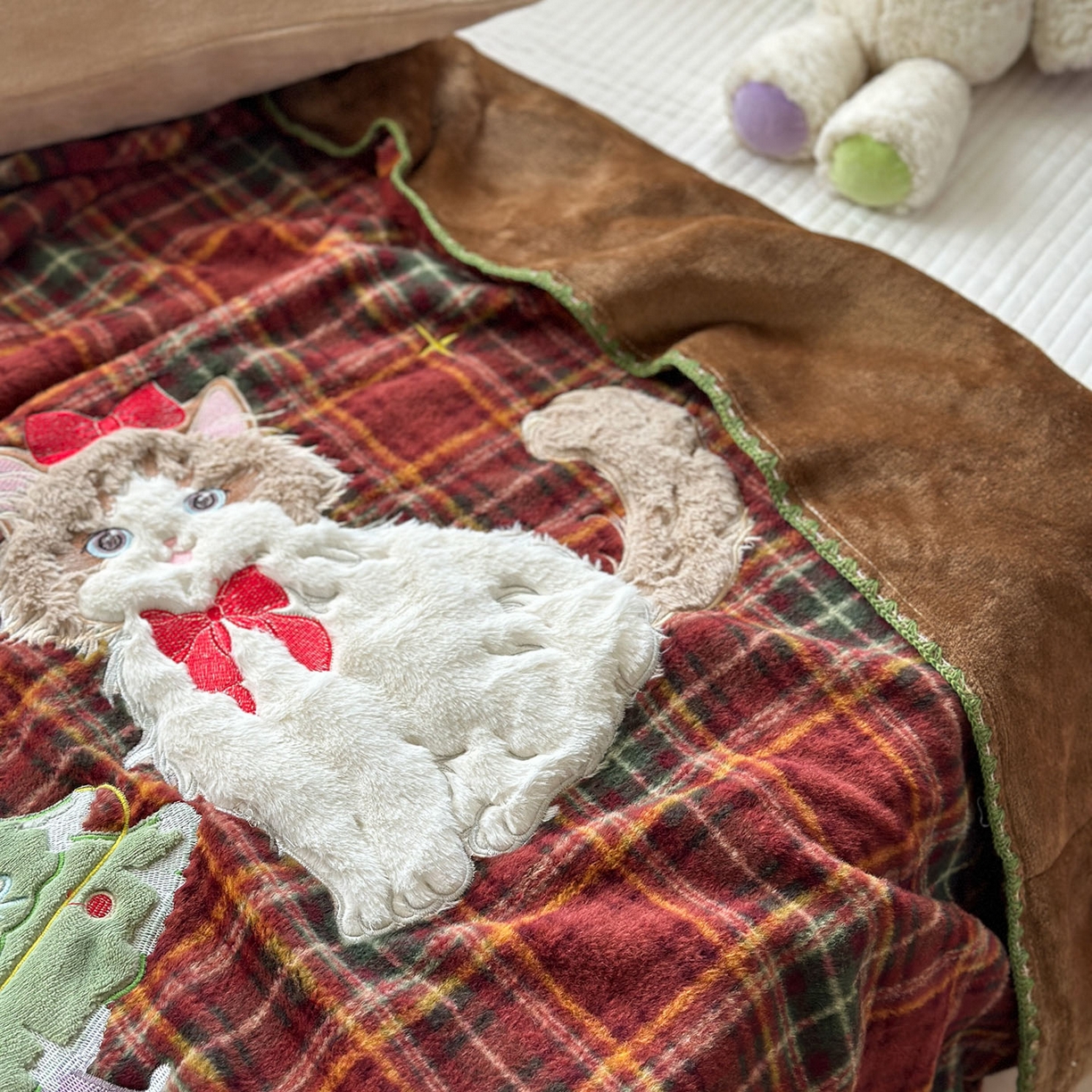 91家纺网 家纺一手货源 找家纺 柚子YOUTH 2025新款牛奶绒羊绒多功能毯毯子 红格猫