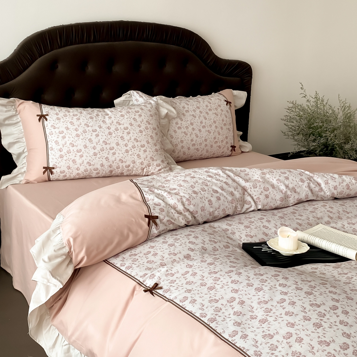 91家纺网 家纺一手货源 找家纺 曼布缇 2025新款法式碎花加厚全棉纯棉磨毛四件套珍妮（会员减20，券后控价358起） 珍妮-雅粉