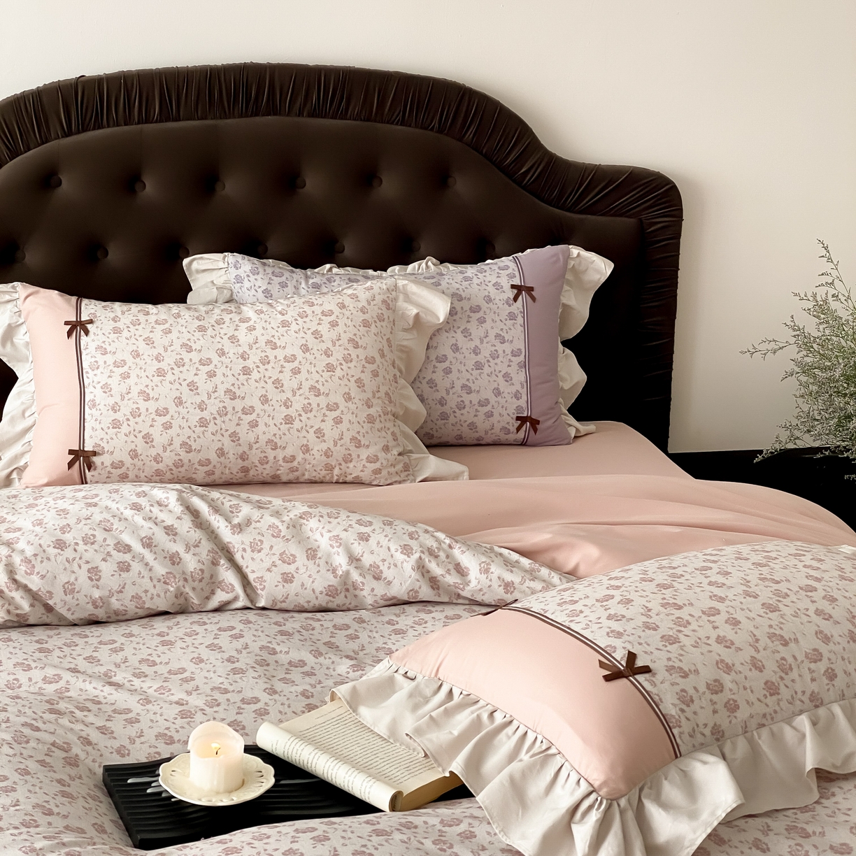 91家纺网 家纺一手货源 找家纺 曼布缇 2025新款法式碎花加厚全棉纯棉磨毛四件套珍妮（会员减20，券后控价358起） 珍妮-雅粉