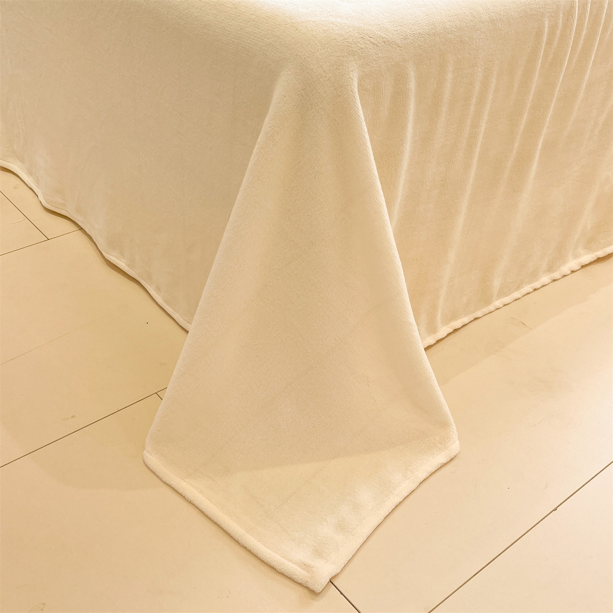 91家纺网 家纺一手货源 找家纺 星座家纺 2025新品牛奶绒毛巾绣冬被 被子被芯 冬被-萌宠奶油