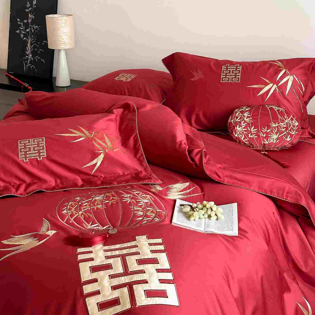 91家纺网 家纺一手货源 找家纺 （总）西西家居 2025新款长绒棉高密度提花拼接大红婚庆四件套-双囍临门（会员-20元 各平台严格控价劵后不低于388元起）
