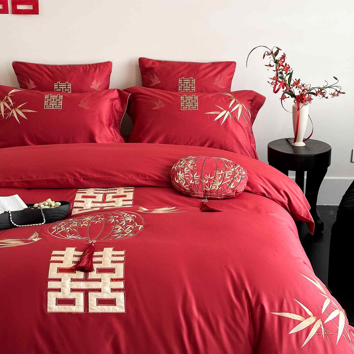 91家纺网 家纺一手货源 找家纺 （总）西西家居 2025新款长绒棉高密度提花拼接大红婚庆四件套-双囍临门（会员-20元 各平台严格控价劵后不低于388元起）