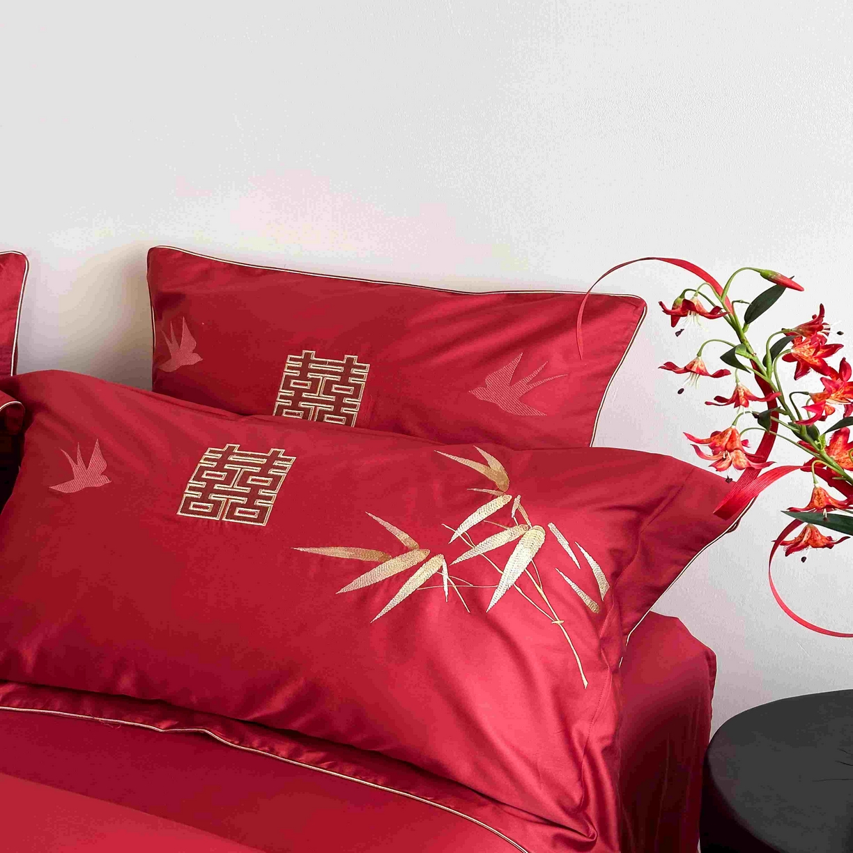 91家纺网 家纺一手货源 找家纺 （总）西西家居 2025新款长绒棉高密度提花拼接大红婚庆四件套-双囍临门（会员-20元 各平台严格控价劵后不低于388元起）