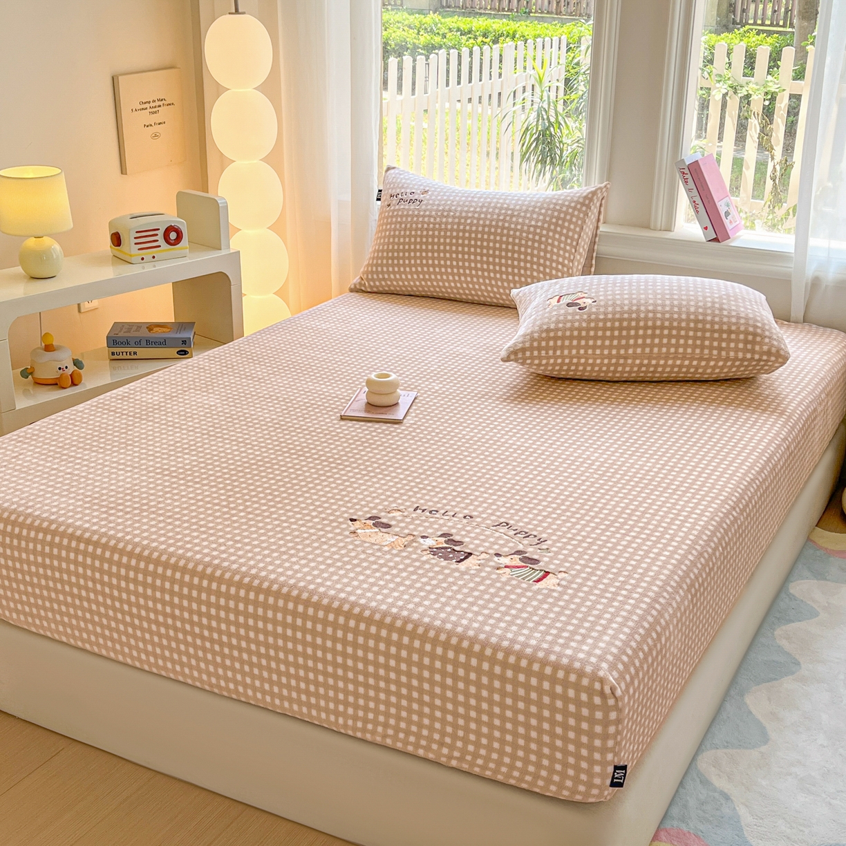 91家纺网 家纺一手货源 找家纺 （总）乐美家纺 2025新款A类高克重刺绣牛奶绒床笠三件套