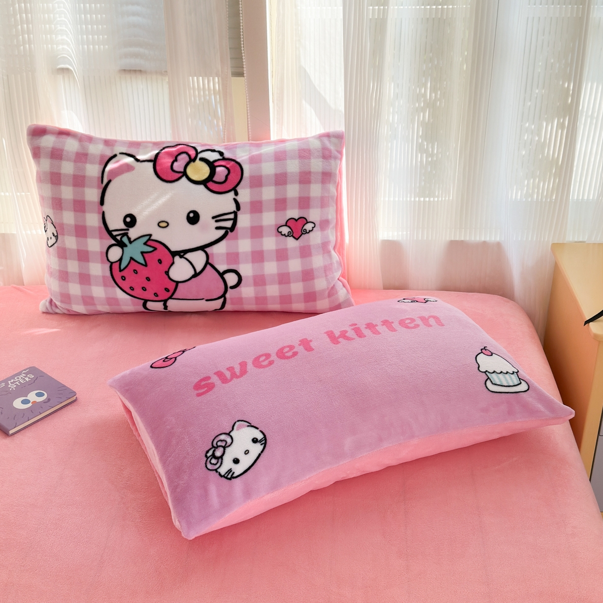 91家纺网 家纺一手货源 找家纺 一霖家纺 2025新款大版卡通牛奶绒四件套 甜心猫咪