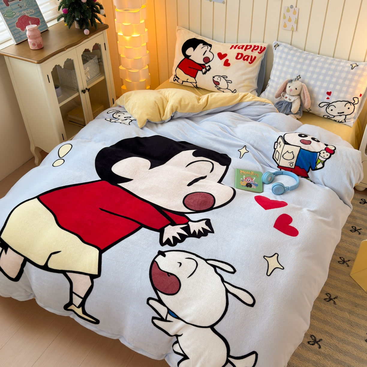 91家纺网 家纺一手货源 找家纺 一霖家纺 2025新款大版卡通牛奶绒四件套 俏皮小新-黄