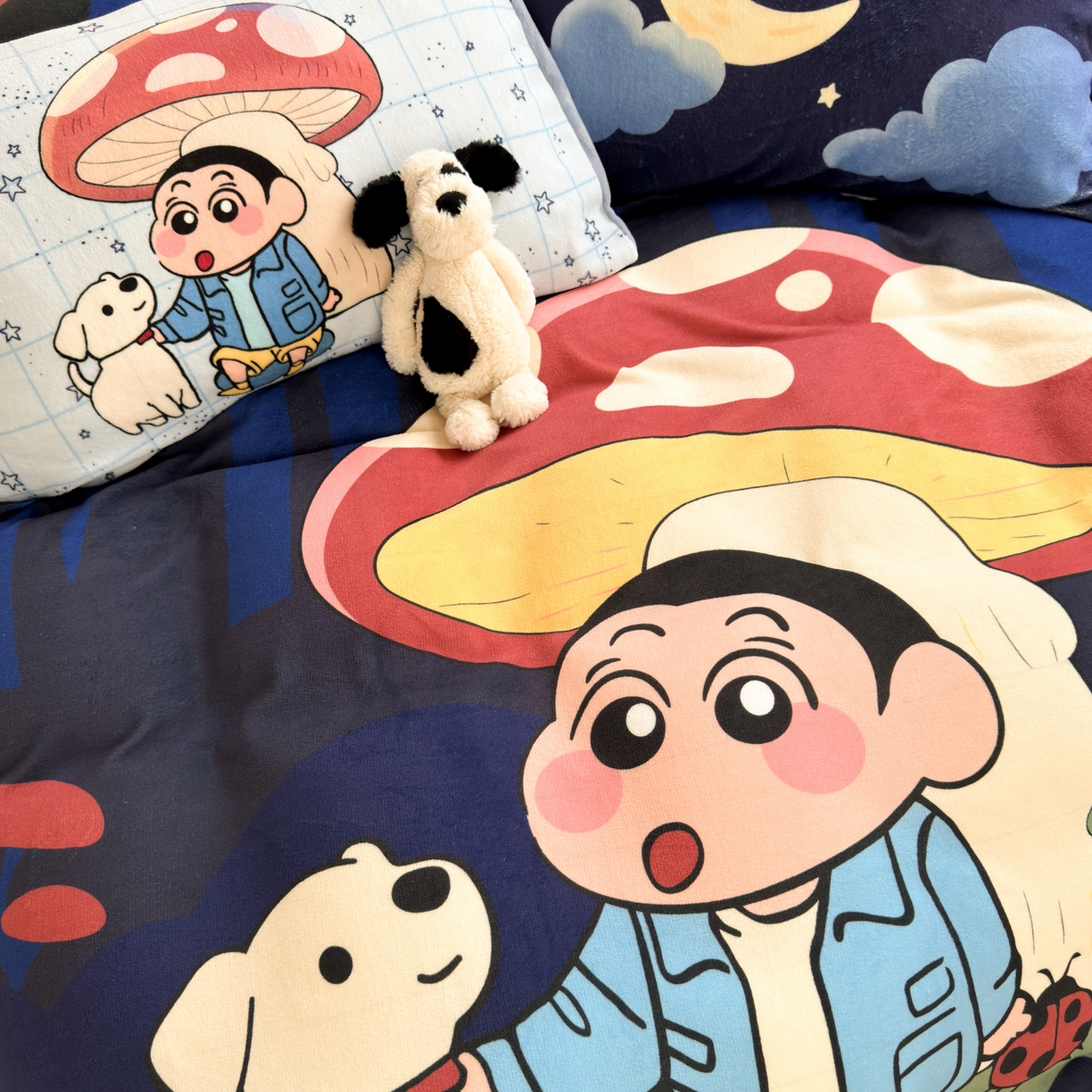 91家纺网 家纺一手货源 找家纺 一霖家纺 2025新款大版卡通牛奶绒四件套 星空小新