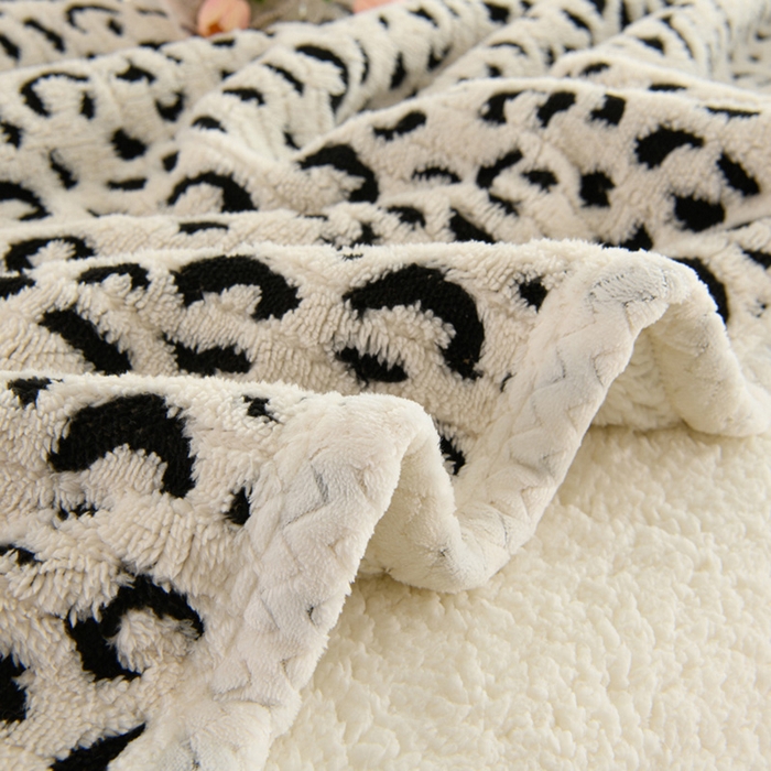91家纺网 家纺一手货源 找家纺 圣靓 2025新款阳离子双面舒棉绒盖毯毛毯 豹纹