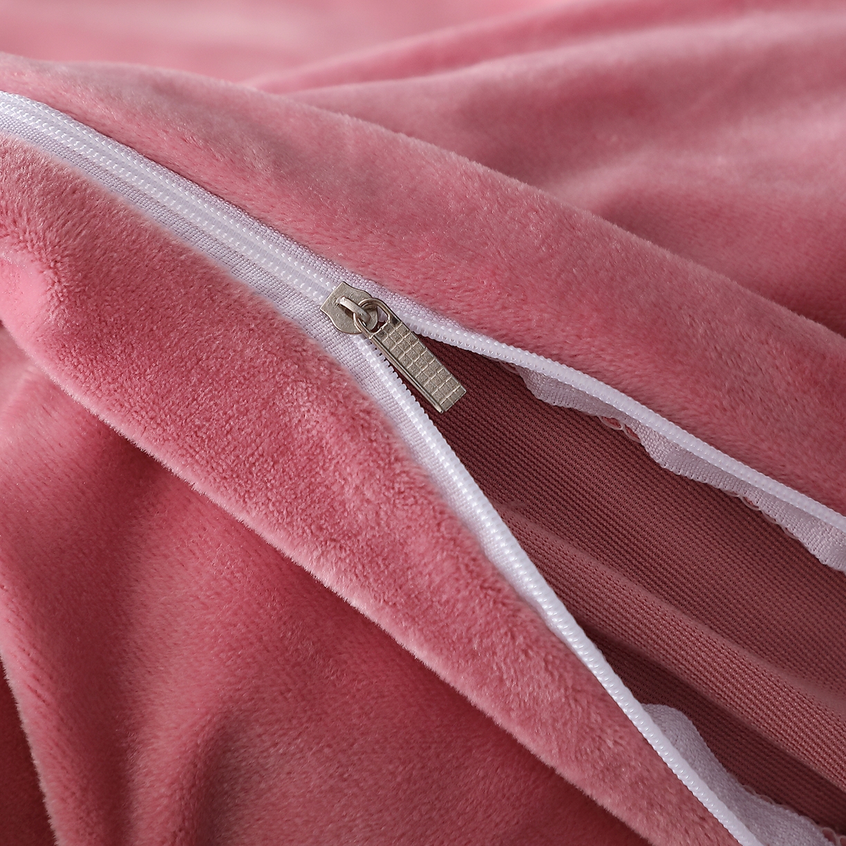 91家纺网 家纺一手货源 找家纺 棠薇家纺 2025秋冬牛奶绒蚕丝绒四件套珊瑚绒床上绒四件套冬季加绒法兰绒 繁花-豆沙