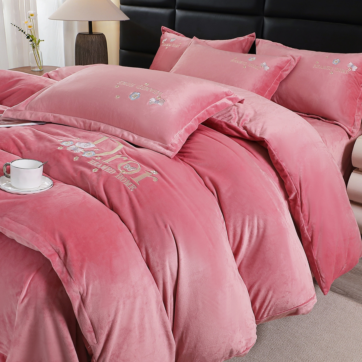 棠薇家纺 2025秋冬牛奶绒蚕丝绒四件套珊瑚绒床上绒四件套冬季加绒法兰绒 初羡-豆沙