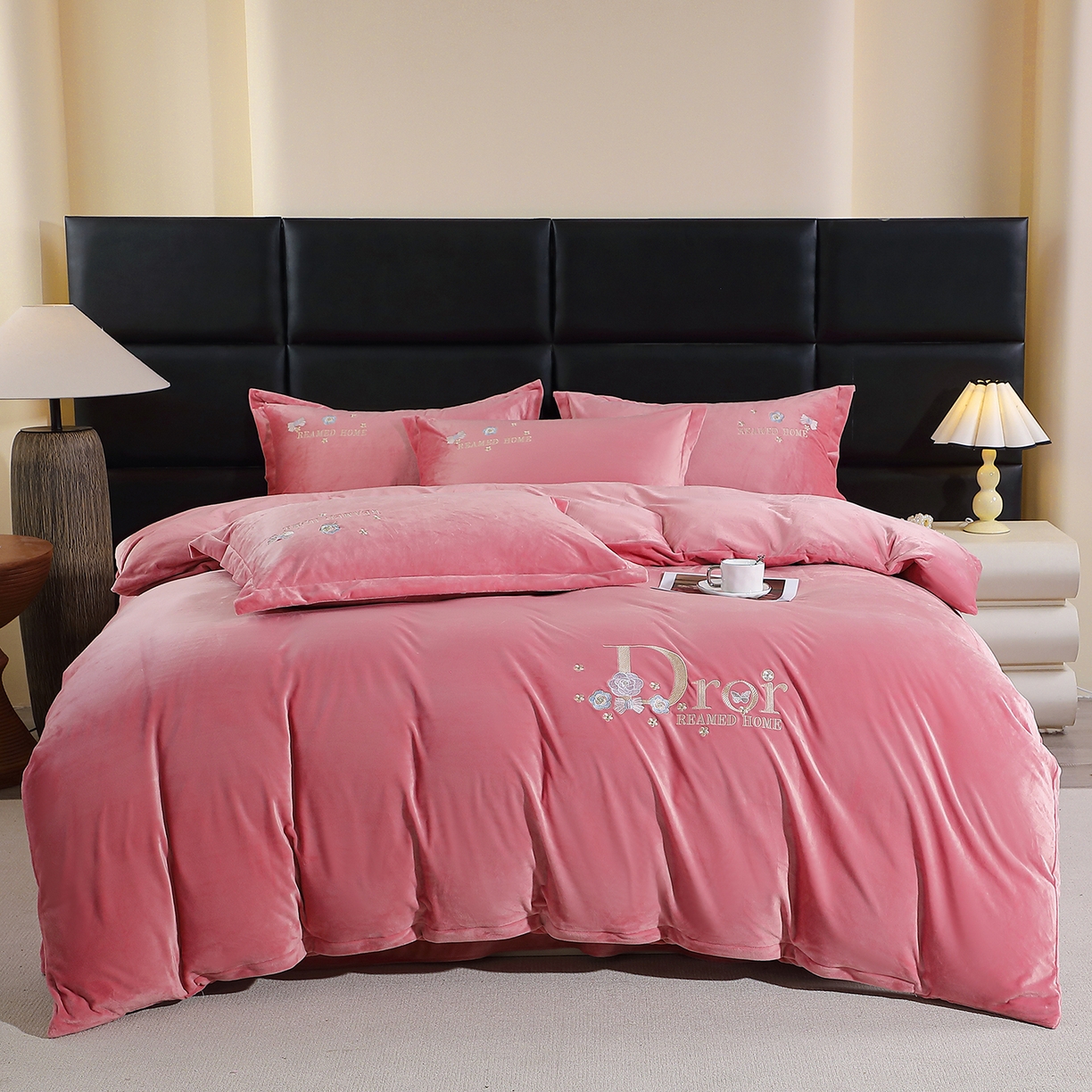 91家纺网 家纺一手货源 找家纺 棠薇家纺 2025秋冬牛奶绒蚕丝绒四件套珊瑚绒床上绒四件套冬季加绒法兰绒 初羡-豆沙