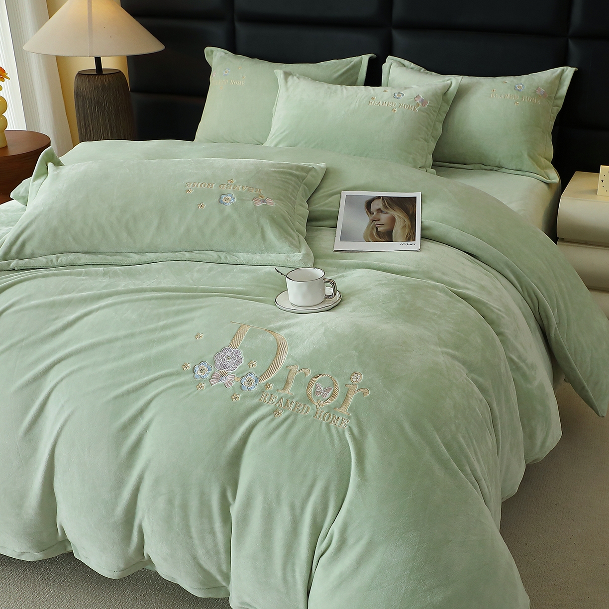 91家纺网 家纺一手货源 找家纺 棠薇家纺 2025秋冬牛奶绒蚕丝绒四件套珊瑚绒床上绒四件套冬季加绒法兰绒 初羡-清新绿