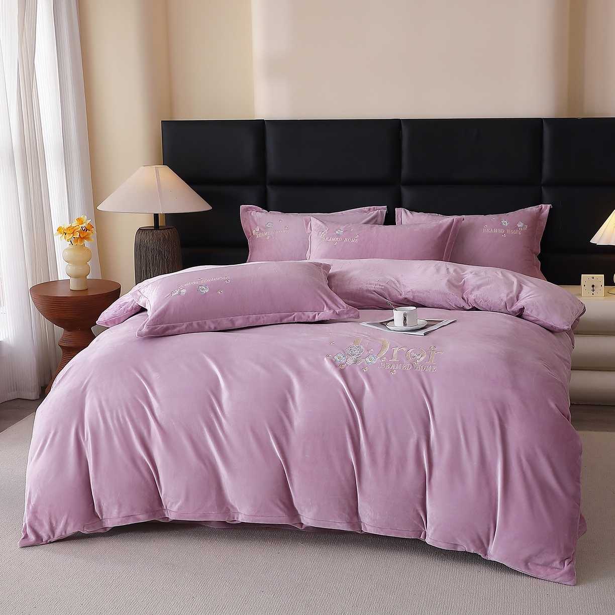 91家纺网 家纺一手货源 找家纺 棠薇家纺 2025秋冬牛奶绒蚕丝绒四件套珊瑚绒床上绒四件套冬季加绒法兰绒 初羡-薰衣紫