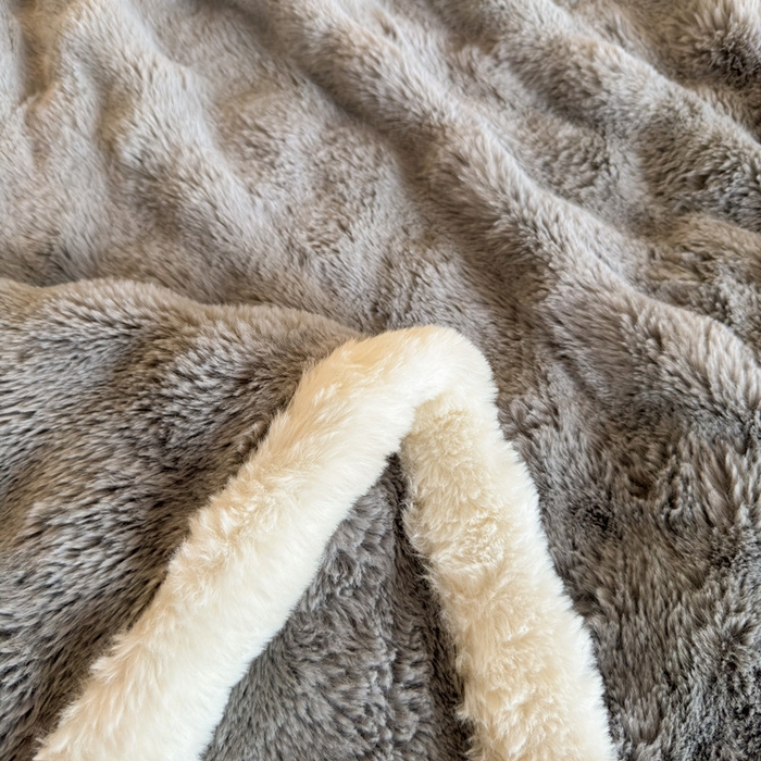 91家纺网 家纺一手货源 找家纺 2025新款泡泡绒毛毯仿兔毛绒毛毯毯子 科伦娜兔毛绒-灰