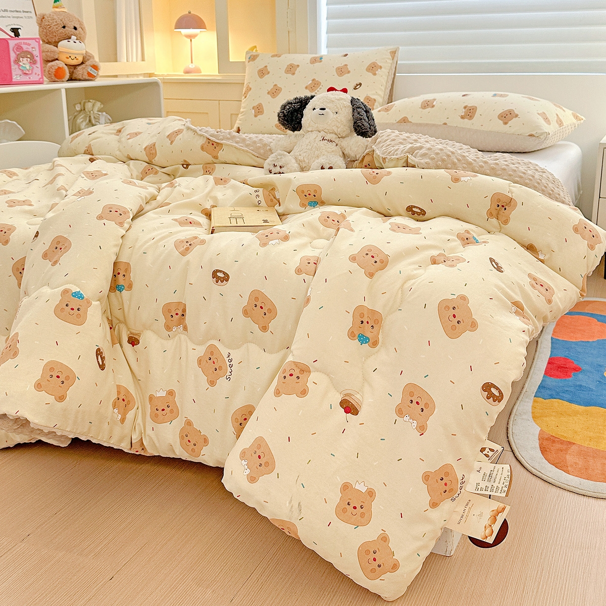 91家纺网 家纺一手货源 找家纺 昊川家纺 2025新款A类水洗双层纱豆豆被春秋被冬被被子被芯 奥利奥小熊