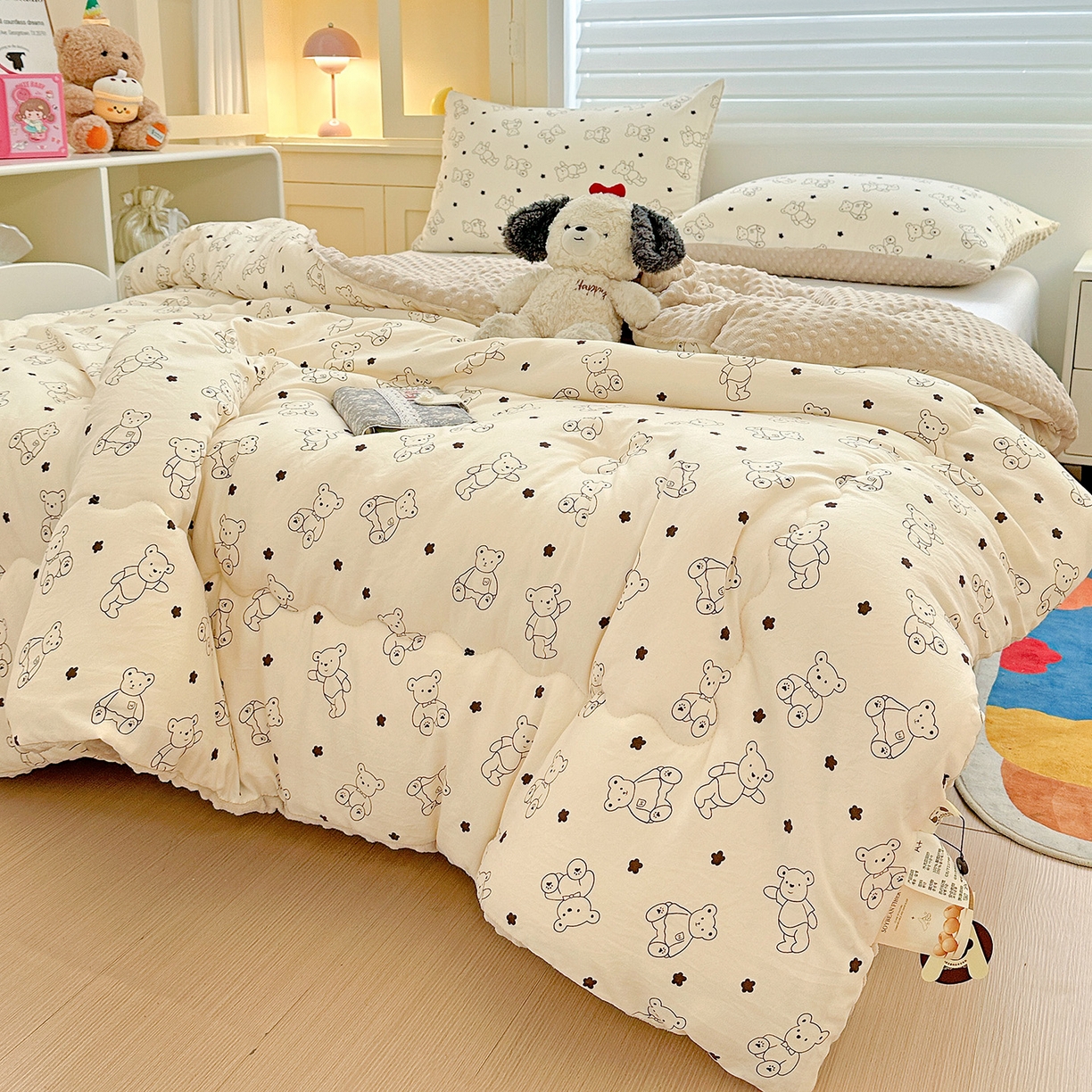 91家纺网 家纺一手货源 找家纺 昊川家纺 2025新款A类水洗双层纱豆豆被春秋被冬被被子被芯 小熊院长