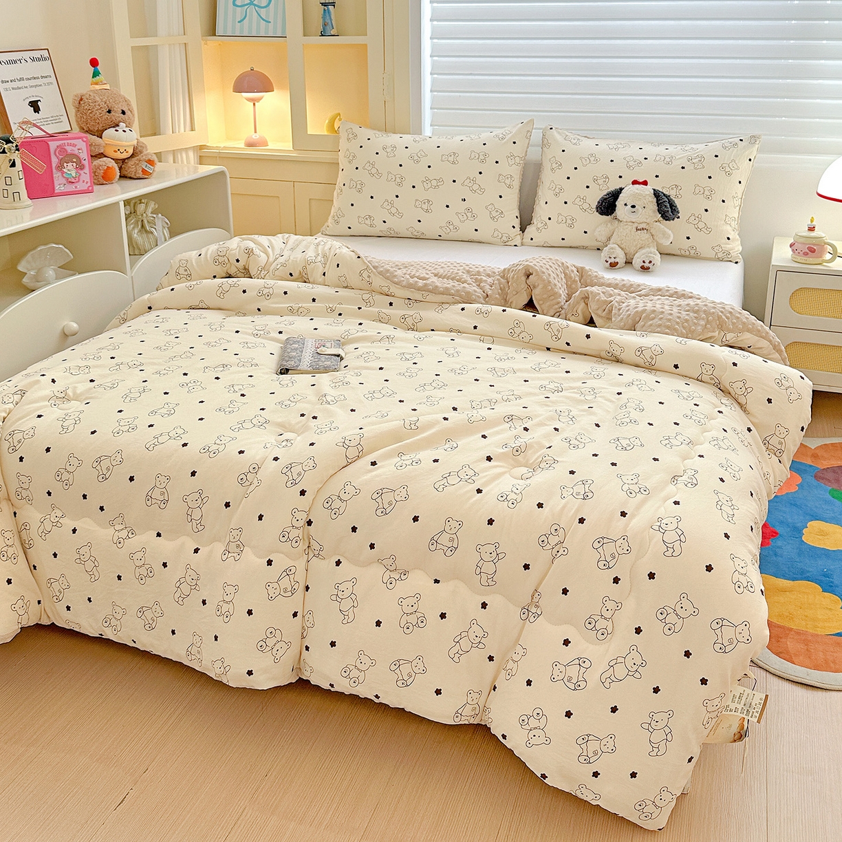 91家纺网 家纺一手货源 找家纺 昊川家纺 2025新款A类水洗双层纱豆豆被春秋被冬被被子被芯 小熊院长