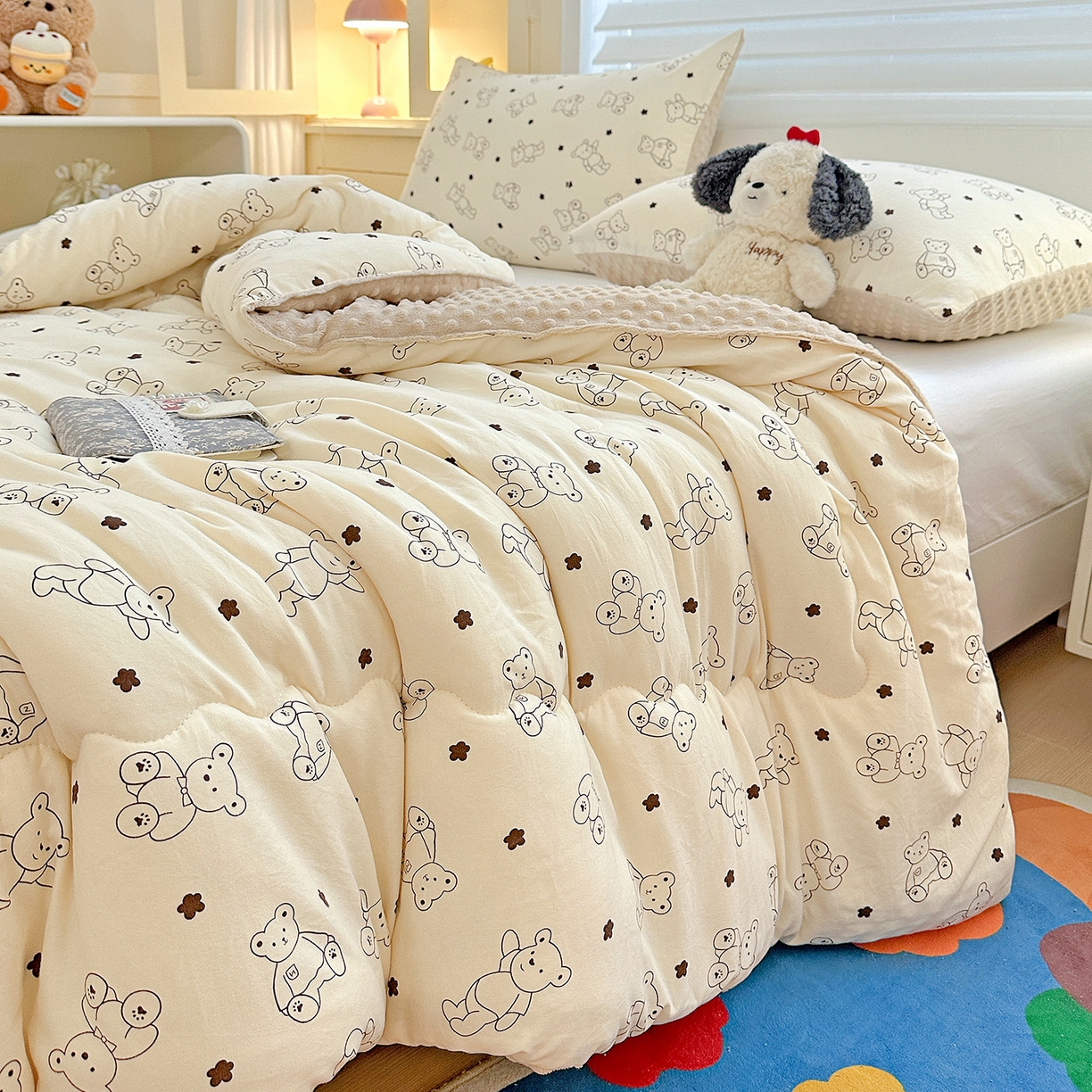 91家纺网 家纺一手货源 找家纺 昊川家纺 2025新款A类水洗双层纱豆豆被春秋被冬被被子被芯 小熊院长