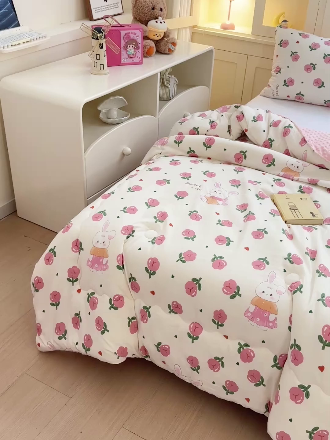 91家纺网 家纺一手货源 找家纺 昊川家纺 2025新款A类水洗双层纱豆豆被春秋被冬被被子被芯 蔓塔玫瑰