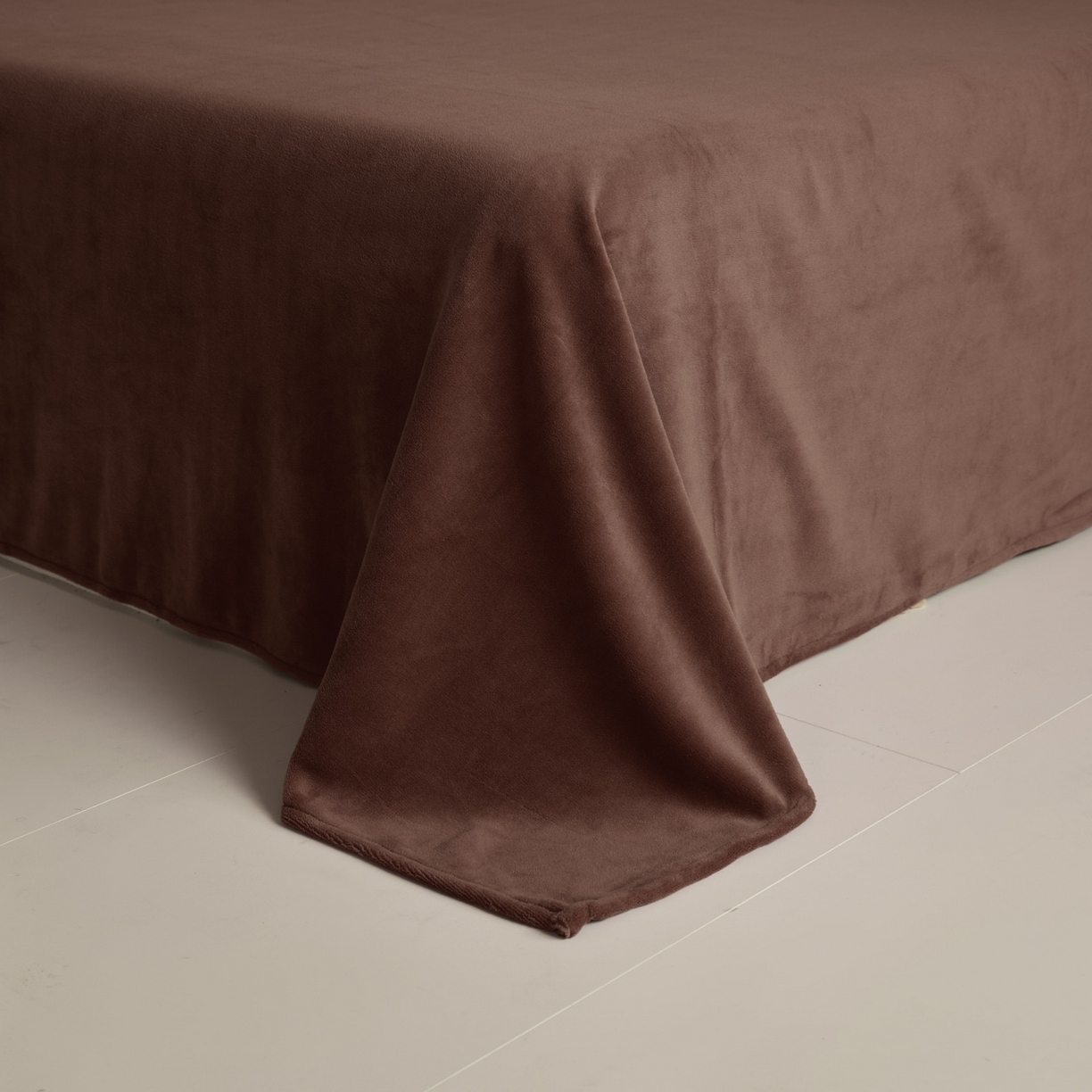 91家纺网 家纺一手货源 找家纺 吾秀家居 2025新款纽扣工艺260克羊驼绒牛奶绒四件套 - 云朵 银灰-可可棕