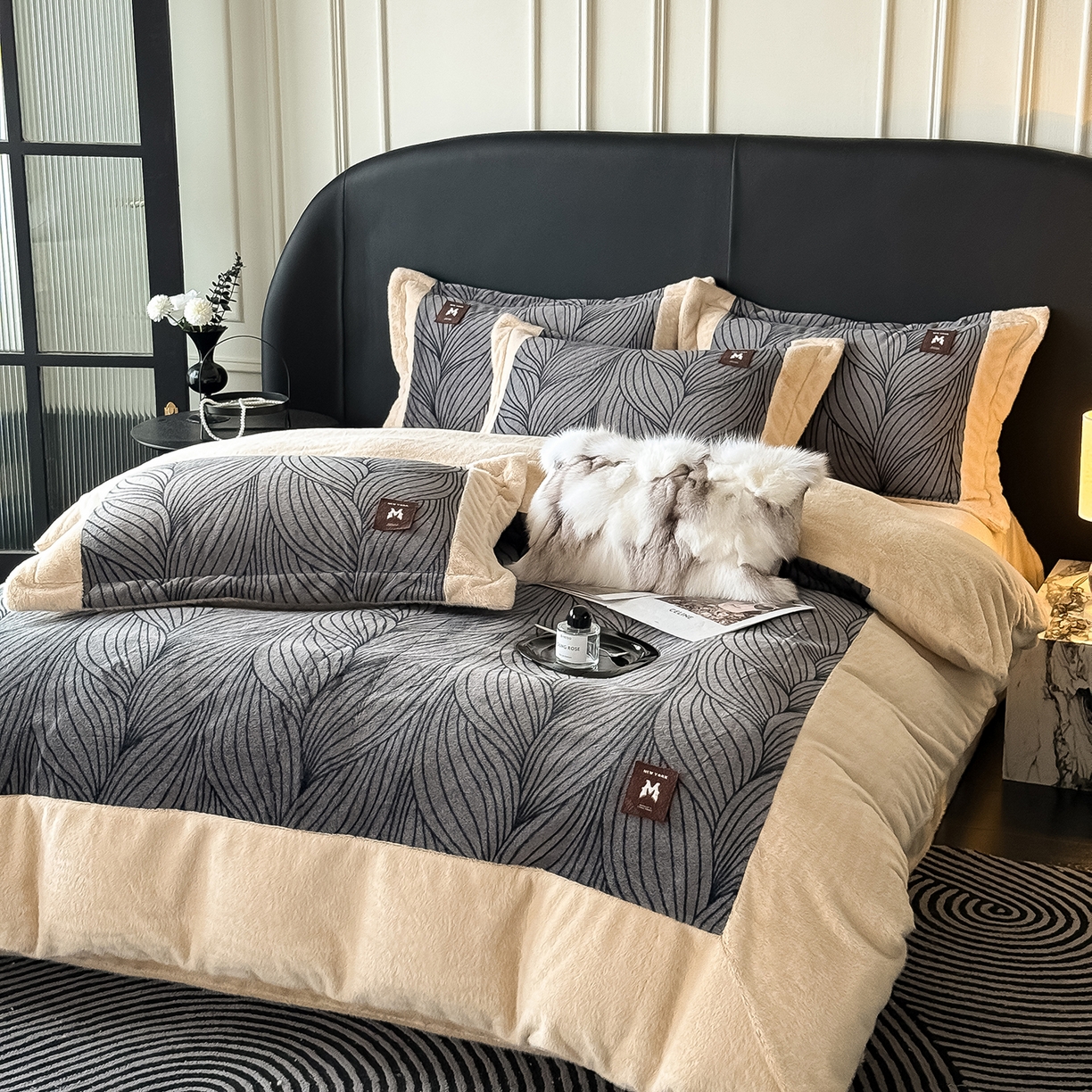 91家纺网 家纺一手货源 找家纺 （总）懒猫家纺 2025新款轻奢拼角欧貂绒系列四件套