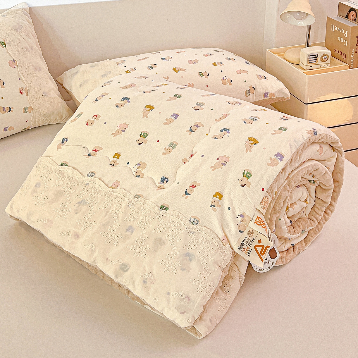 91家纺网 家纺一手货源 找家纺 昊川家纺 2025新款云感针织全棉花边豆豆被春秋被冬被被子被芯 兔子集合