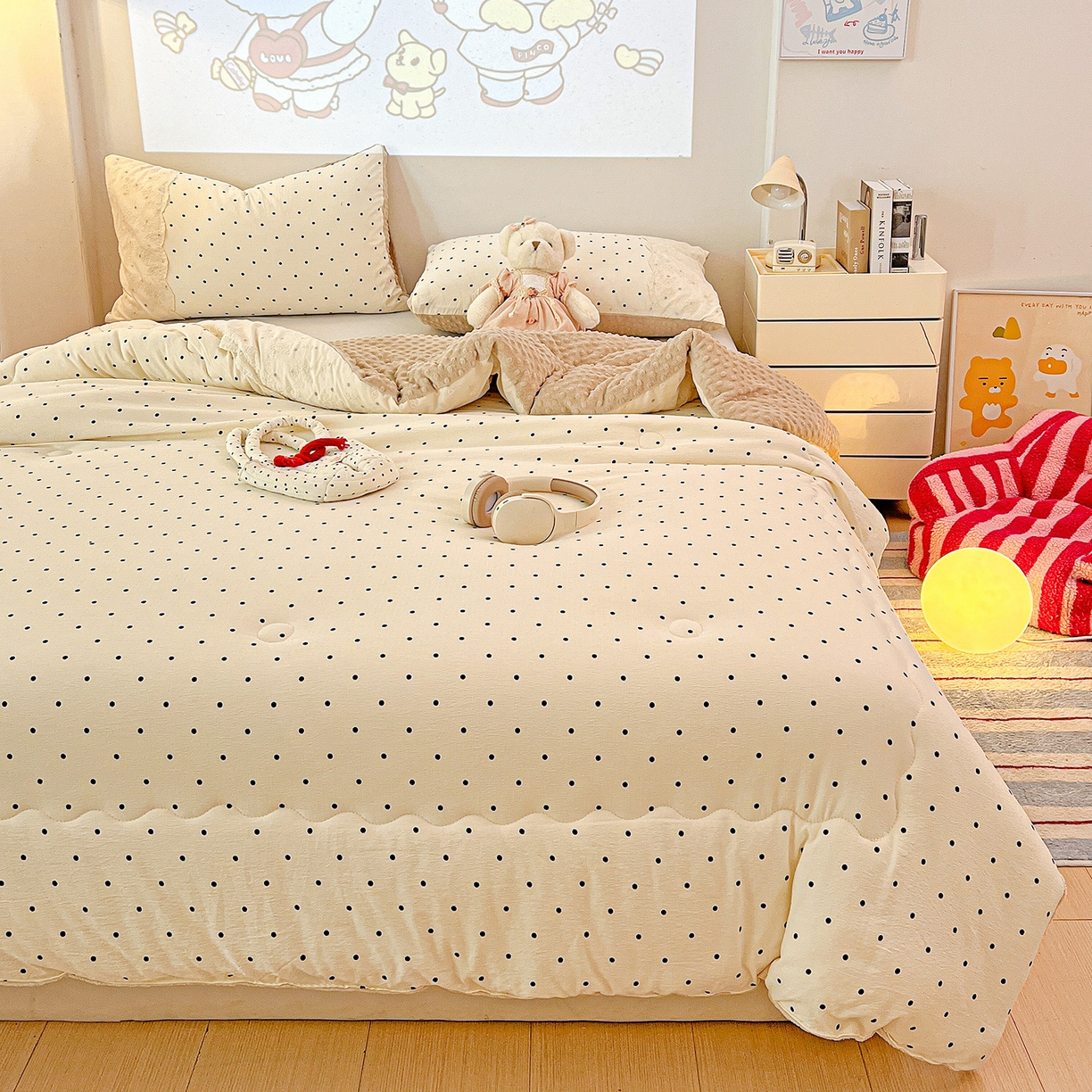 91家纺网 家纺一手货源 找家纺 昊川家纺 2025新款云感针织全棉花边豆豆被春秋被冬被被子被芯 米波点