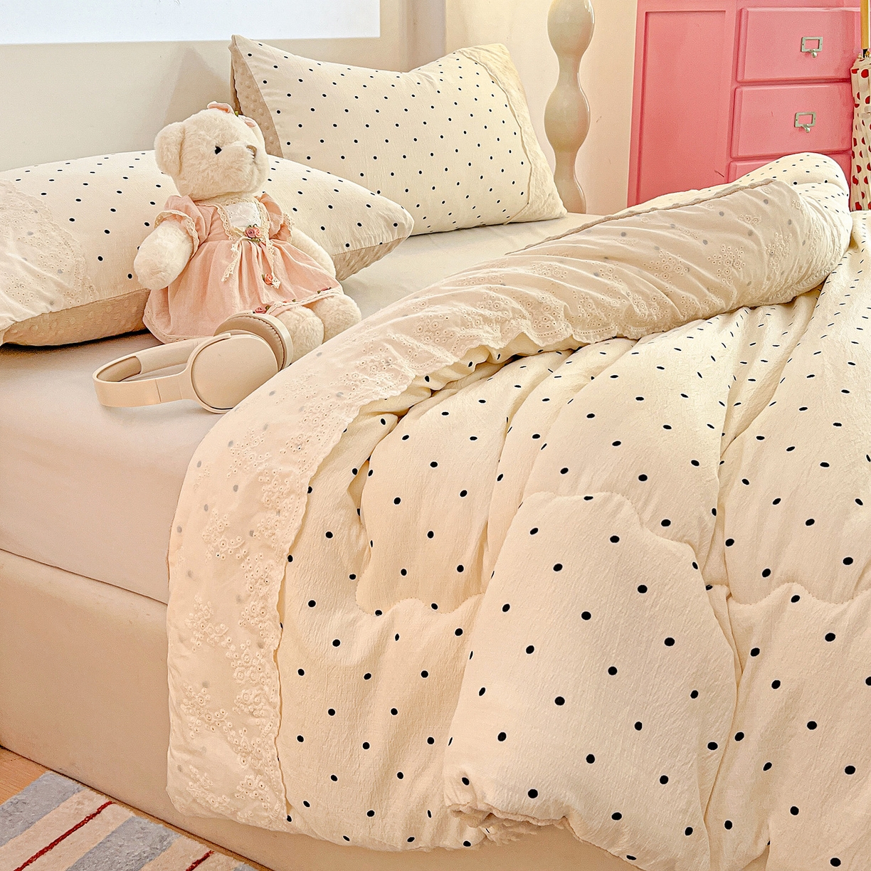 91家纺网 家纺一手货源 找家纺 昊川家纺 2025新款云感针织全棉花边豆豆被春秋被冬被被子被芯 米波点