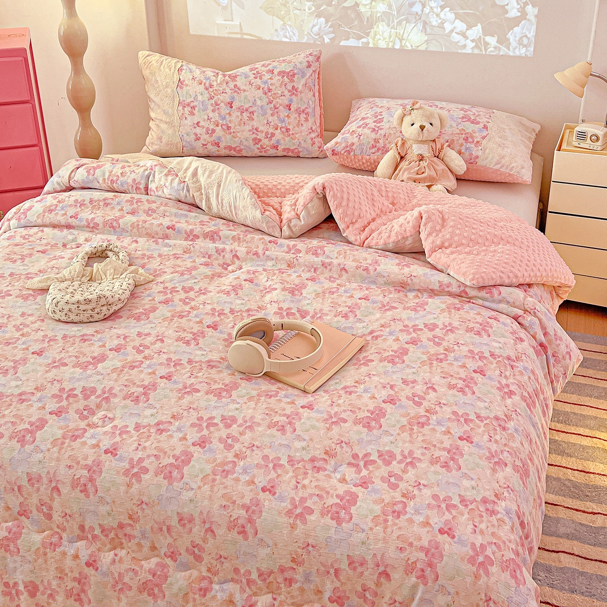 91家纺网 家纺一手货源 找家纺 昊川家纺 2025新款云感针织全棉花边豆豆被春秋被冬被被子被芯 十里桃花