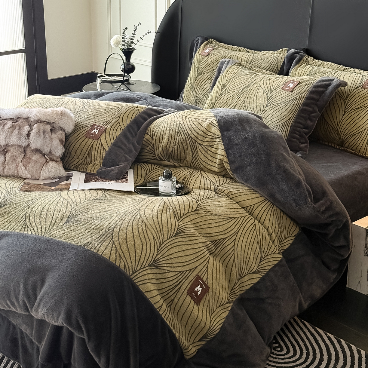 91家纺网 家纺一手货源 找家纺 懒猫家纺 2025新款轻奢拼角欧貂绒系列四件套 简欧-绿