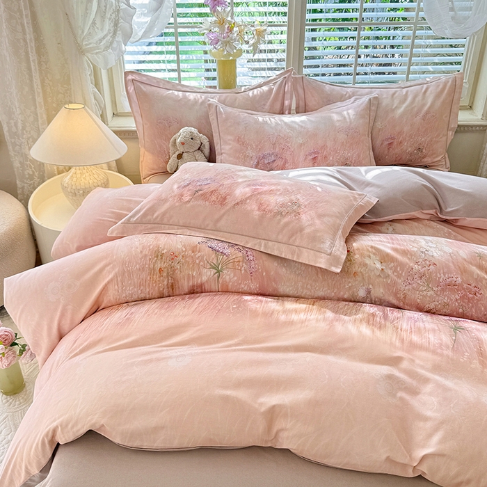 91家纺网 家纺一手货源 找家纺 巧玲珑 2025新款100%数码印花生态AB版四件套 D秋恋