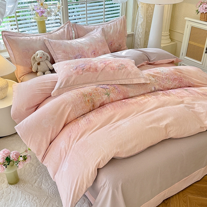 91家纺网 家纺一手货源 找家纺 巧玲珑 2025新款100%数码印花生态AB版四件套 D秋恋